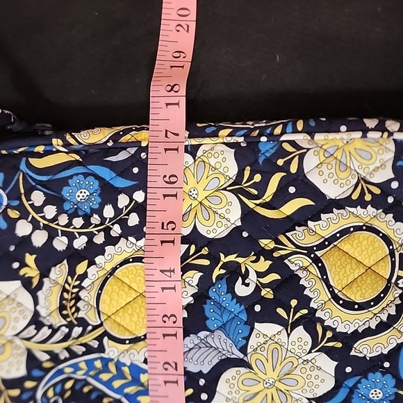 Vera Bradley Elephant Blue and Yellow Laptop Case - Picture 6 of 7